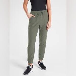 Athleta Farallon Jogger Green